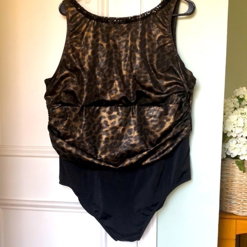 Swimwear one piece plus size bathing suit size 24W‎ Black animal leopard print